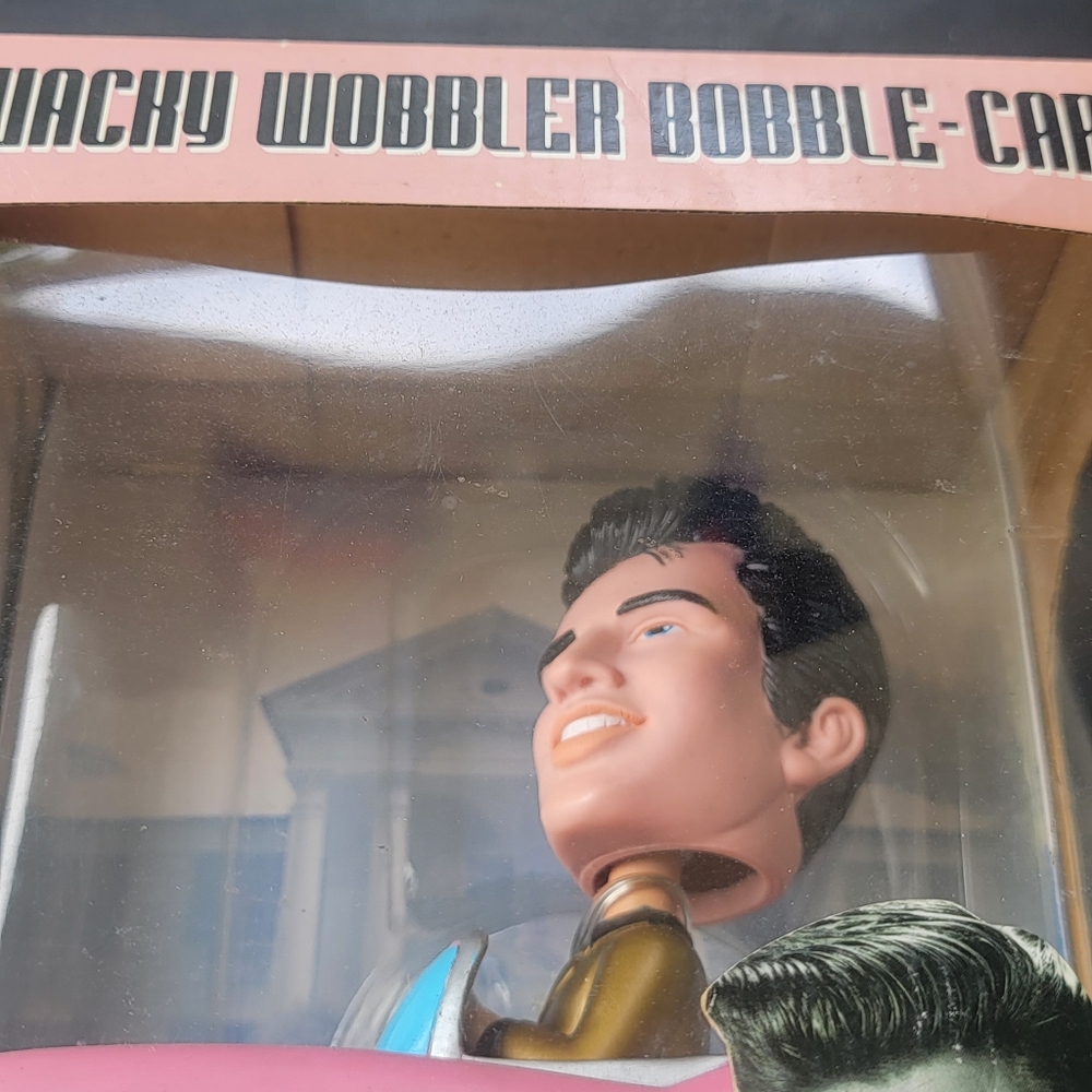 ELVIS PRESLEY WACKY WOBBLER BOBBLE-CAR